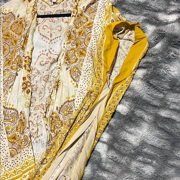 Yellow Paisley kimono - Picture 4 of 6